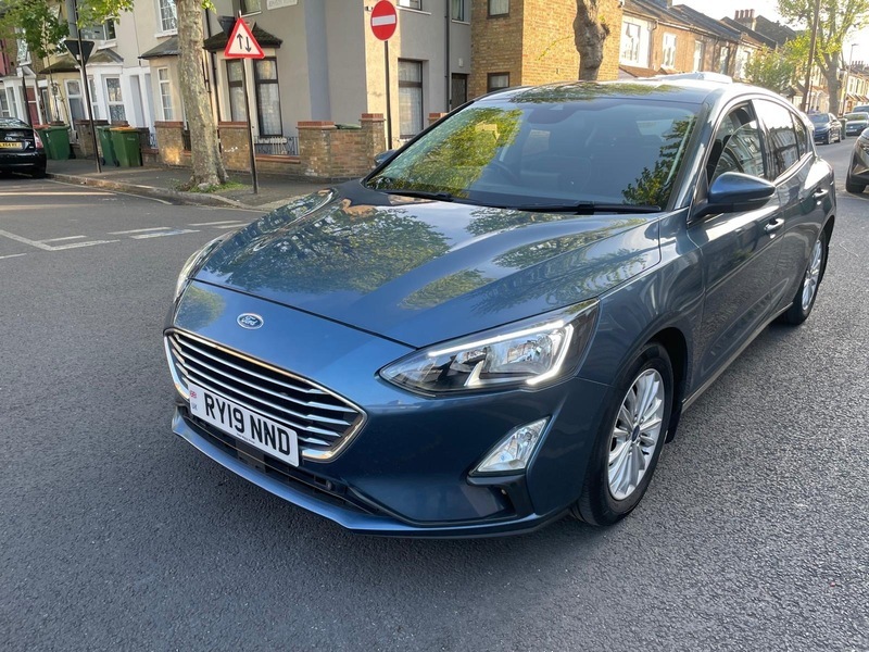 Ford Focus 1.0T Ecoboost Titanium Hatchback RY19NND Blue #2