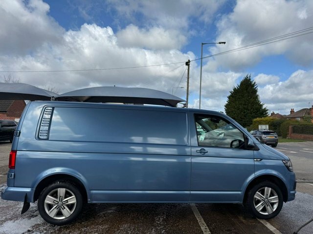 Volkswagen Transporter 2.0 Bitdi T30 Bluemotion Tech Highline Panel Van 5 YJ16FHH Blue #5