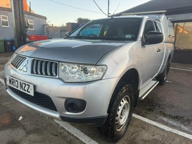 Mitsubishi L200 2.5 Di-d 4Life Club Pickup Extended Cab Silver #3