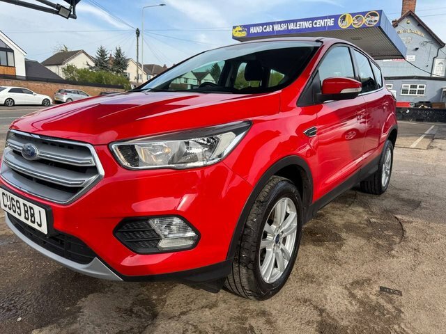 Ford Kuga 2.0 Tdci Ecoblue Zetec Suv Powershift A CU69BBJ Red #3