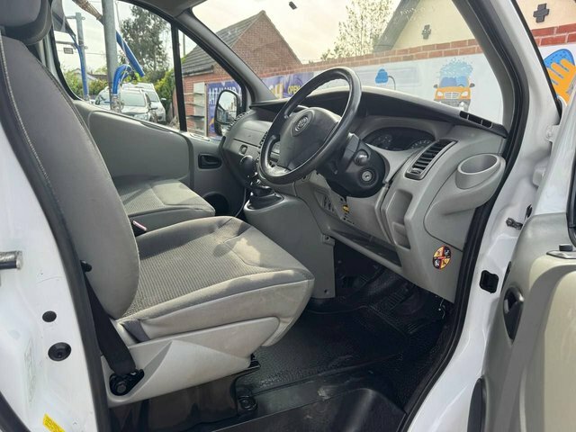 Vauxhall Vivaro 2.0 2900 Cdti Sportive Silver #13
