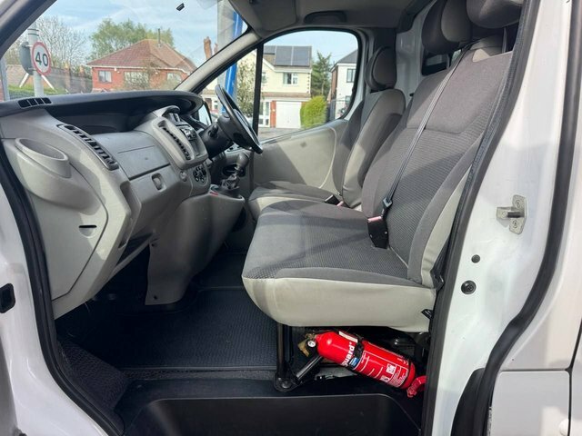 Vauxhall Vivaro 2.0 2900 Cdti Sportive Silver #15