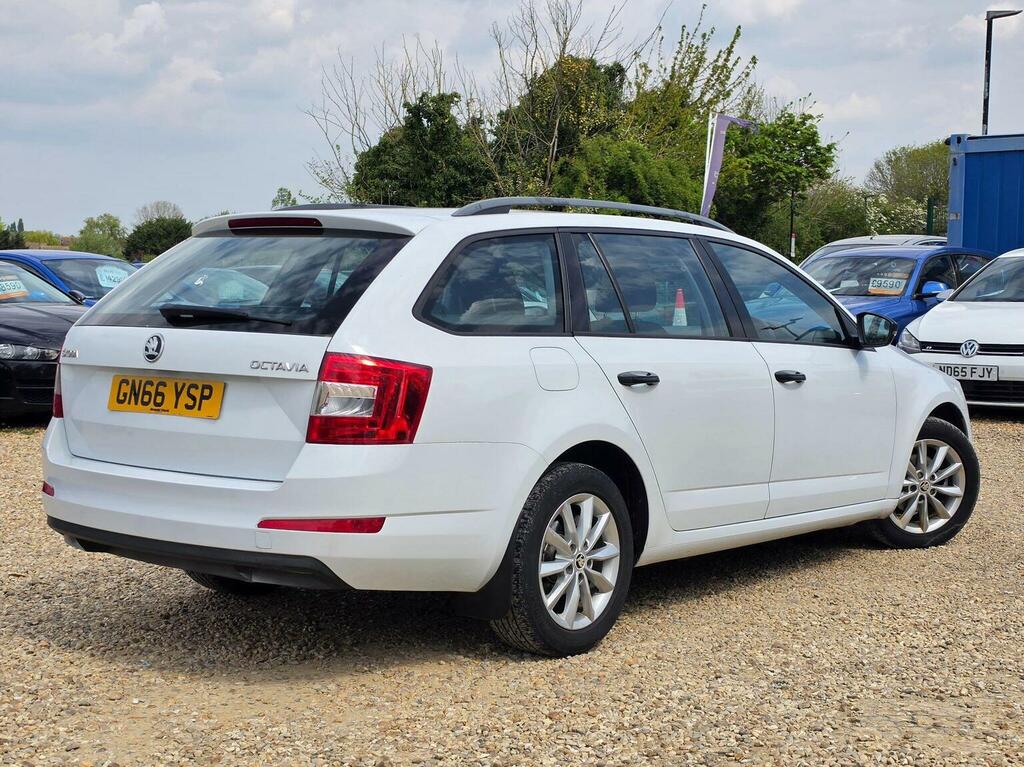 Skoda Octavia Estate 1.6 Tdi S Euro 6 Ss 201666 GN66YSP White #3