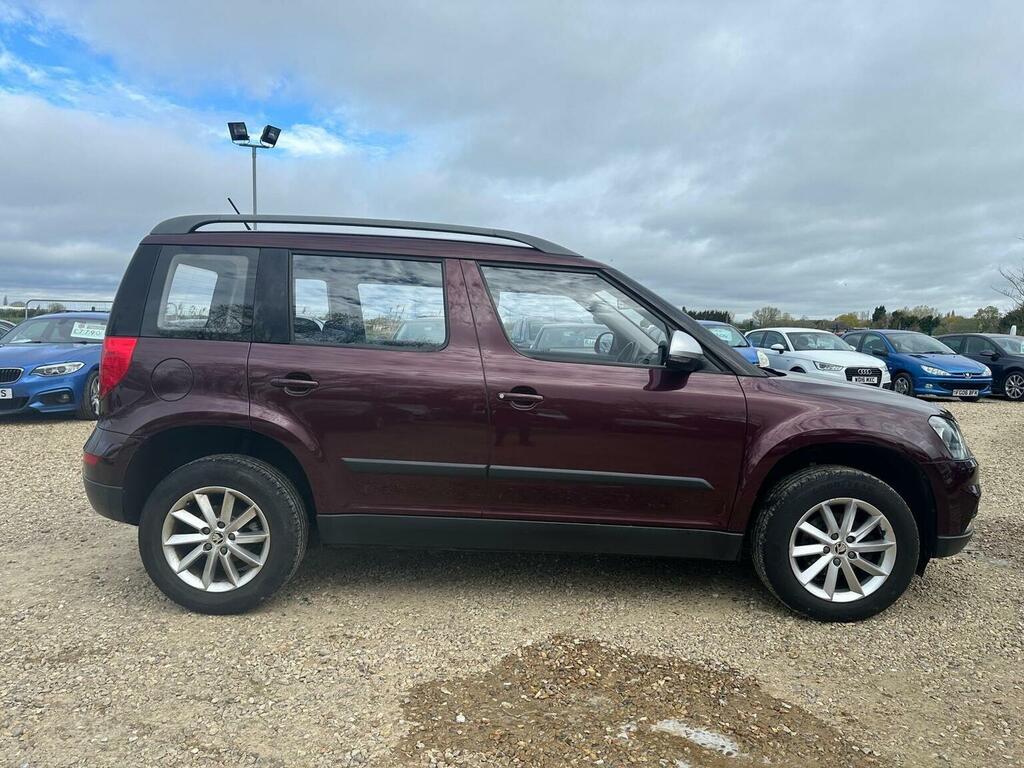 Skoda Yeti Suv 1.2 Tsi S Outdoor Euro 6 Ss 201565 SK65WVG Red #5