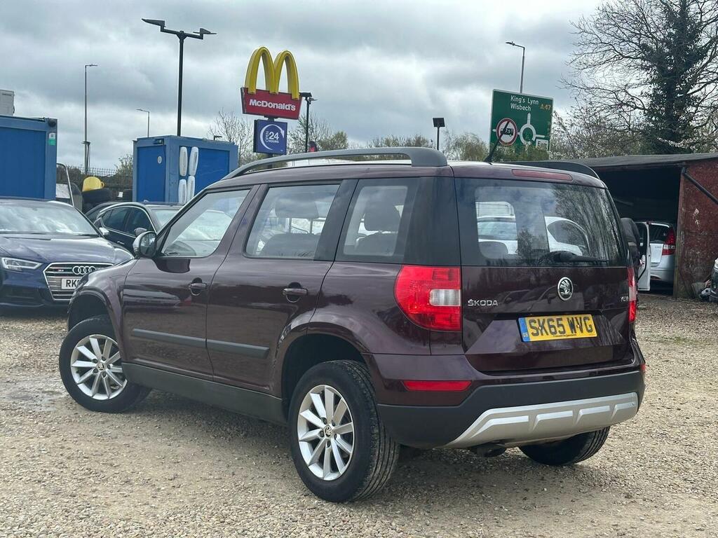 Skoda Yeti Suv 1.2 Tsi S Outdoor Euro 6 Ss 201565 SK65WVG Red #4