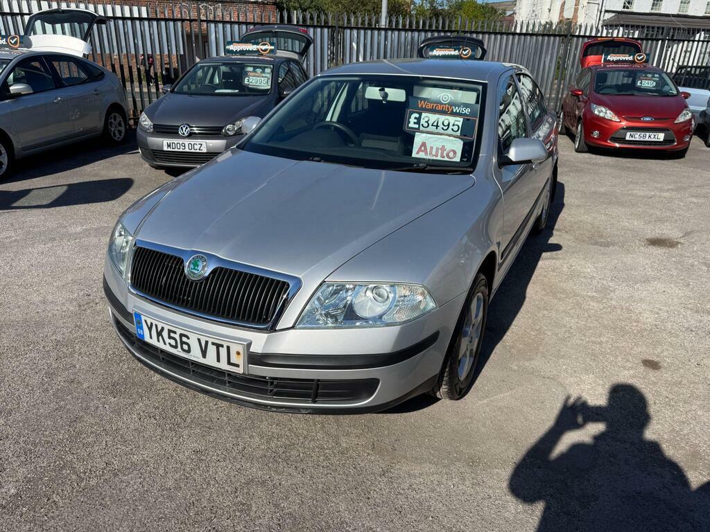 Skoda Octavia 1.6 Fsi Ambiente Tiptronic Euro 4 Silver #3