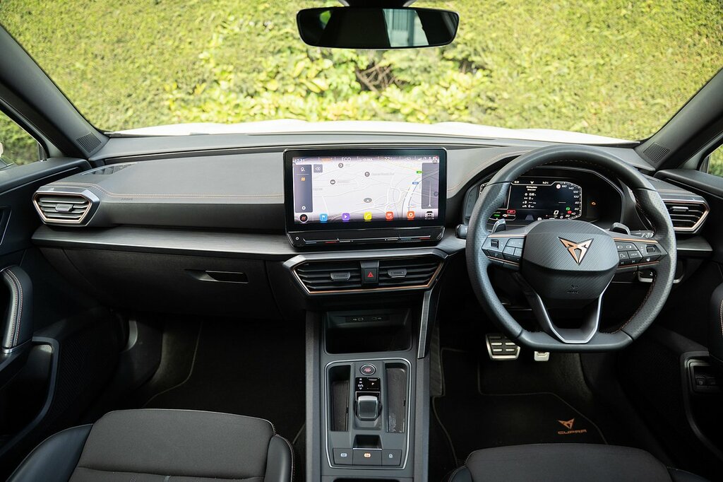 Cupra Formentor Ehybrid Vz1 ND71HKZ White #2