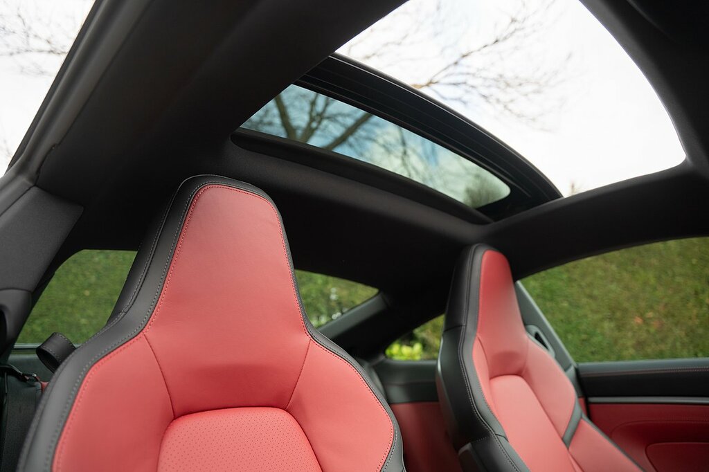 Porsche 911 T 992 Carrera Grey