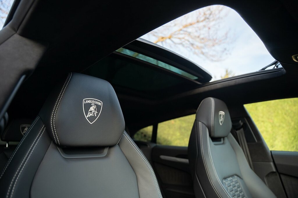 Lamborghini Urus V8 Biturbo White #3