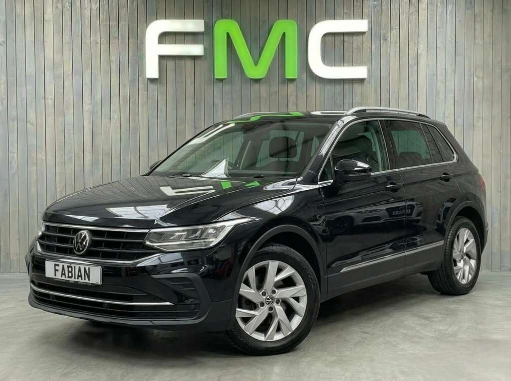 Volkswagen Tiguan 1.5L Life Black