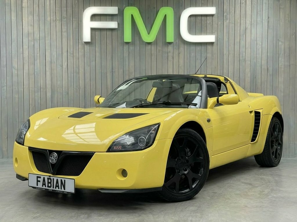 Vauxhall VX220 2L Null Yellow