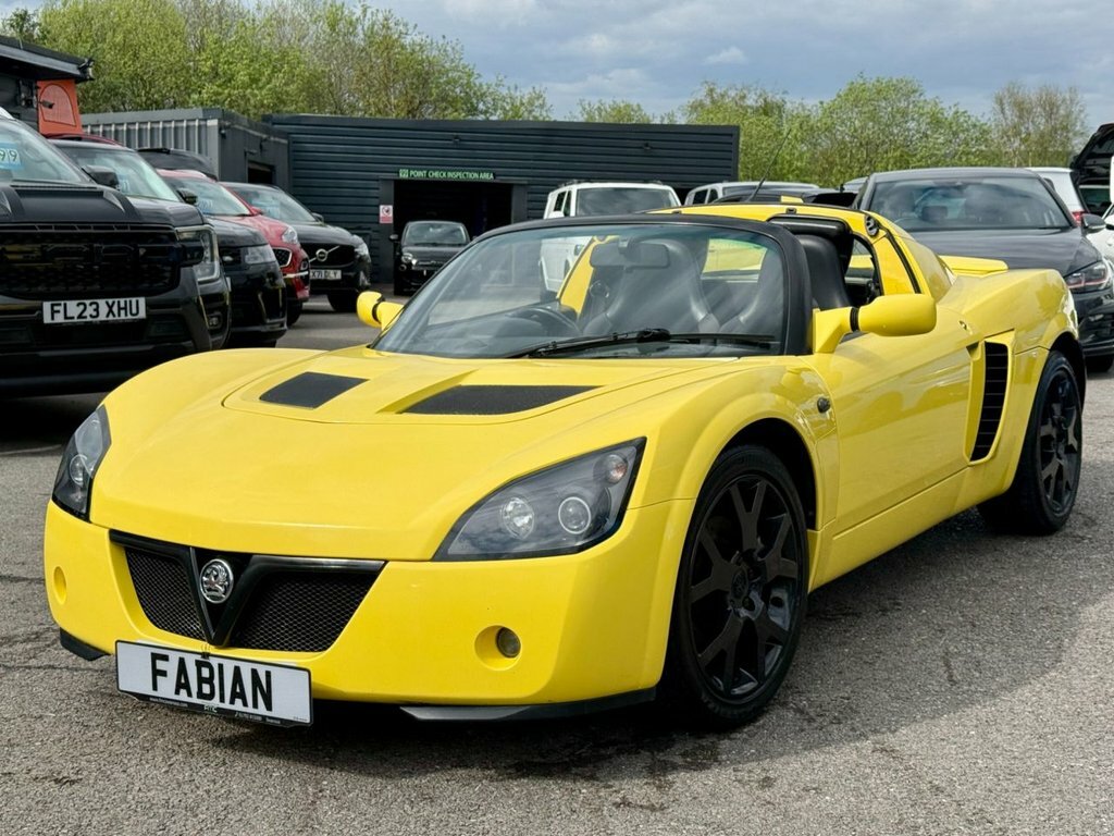 Vauxhall VX220 2L Null Yellow #2