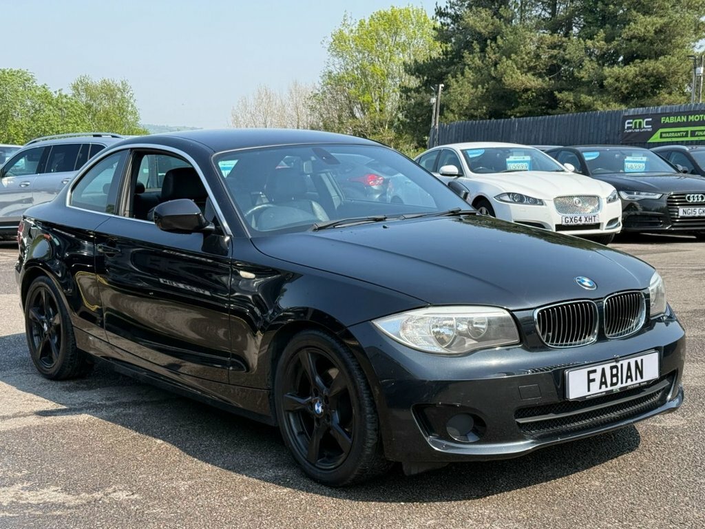 BMW 1 Series 2L Exclusive Edition LL13MLJ Black #4