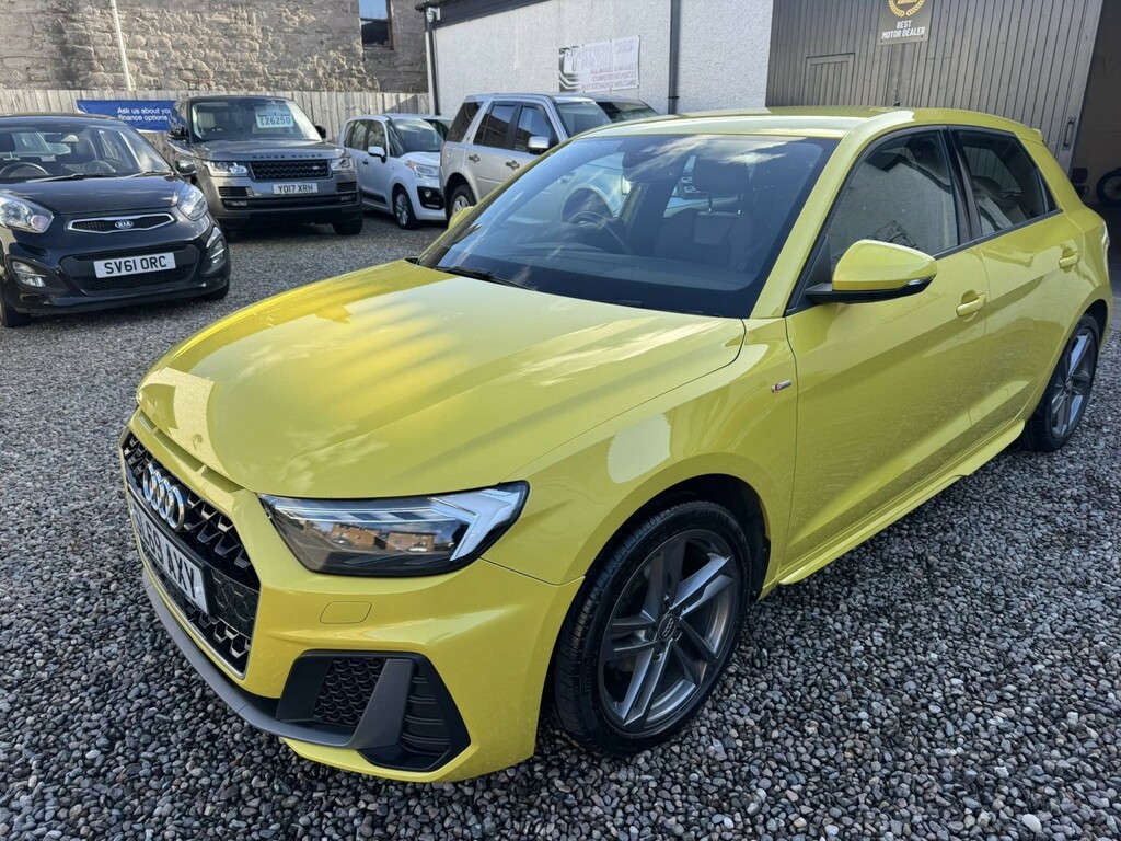 Audi A1 1.0 Tfsi 30 S Line Yellow
