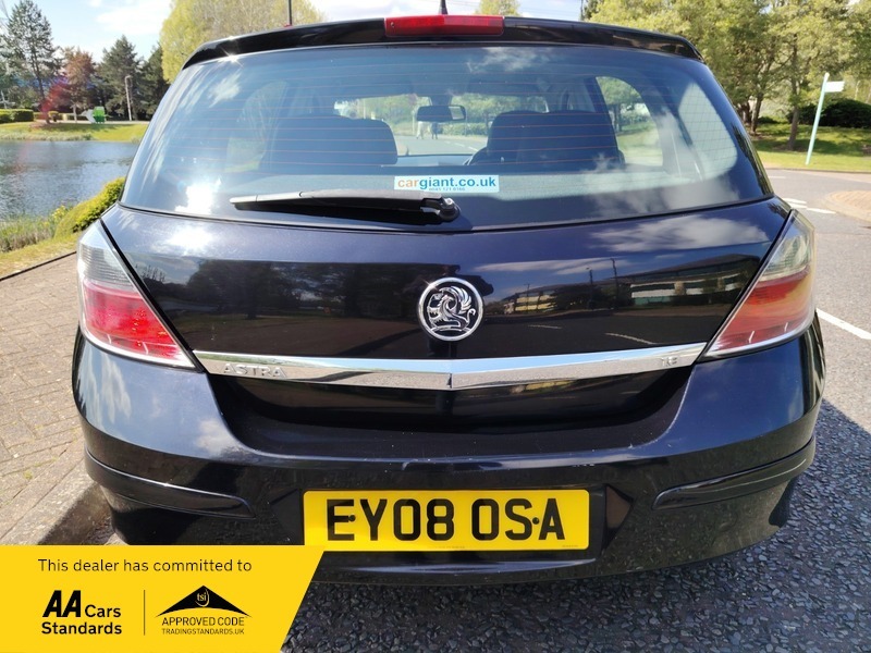 Vauxhall Astra 1.8I 16V Design Hatchback EY08OSA Black #6