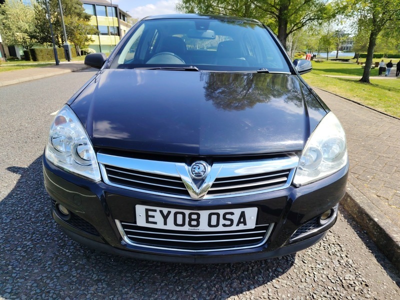Vauxhall Astra 1.8I 16V Design Hatchback EY08OSA Black #2