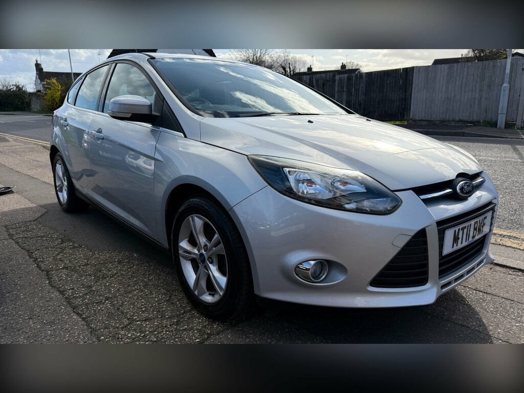 Ford Focus 1.6 Zetec Hatchback Euro 5 125 Silver #4