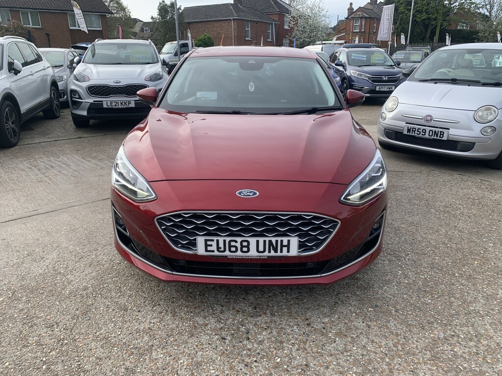 Ford Focus Hatchback 1.0 T Ecoboost Vignale 2018 EU68UNH Red #3