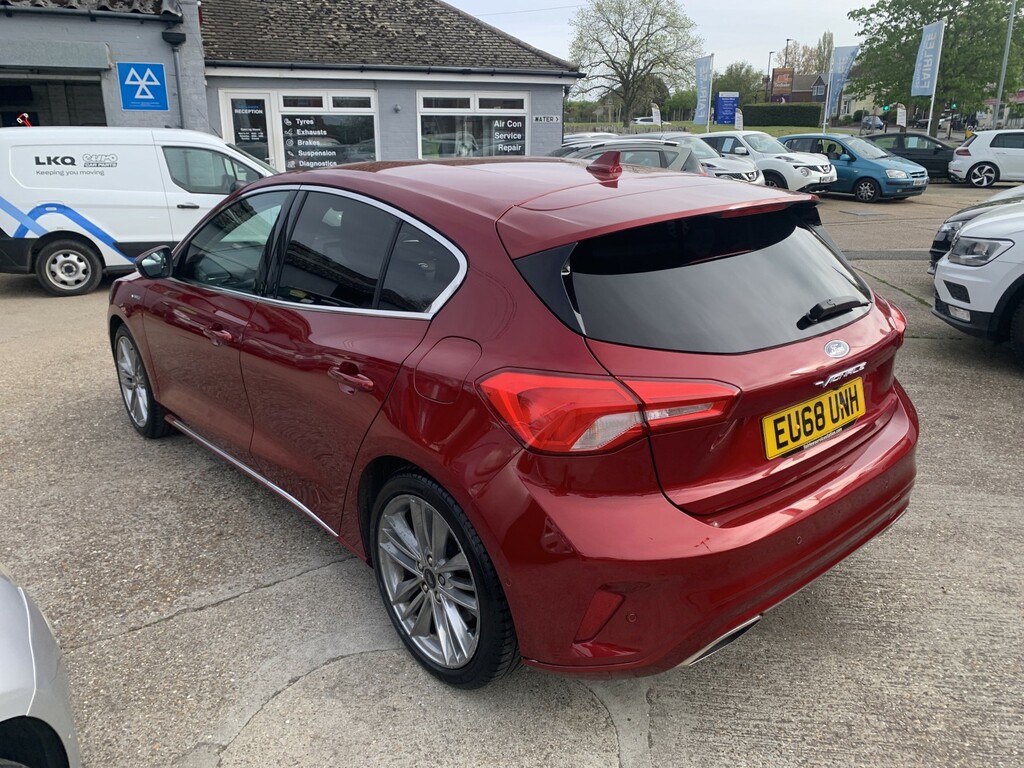 Ford Focus Hatchback 1.0 T Ecoboost Vignale 2018 EU68UNH Red #6