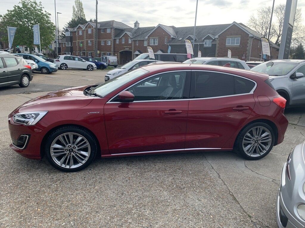 Ford Focus Hatchback 1.0 T Ecoboost Vignale 2018 EU68UNH Red #5