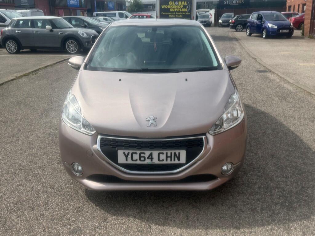 Peugeot 208 1.2 Vti Puretech Active Euro 5 YC64CHN Pink #2