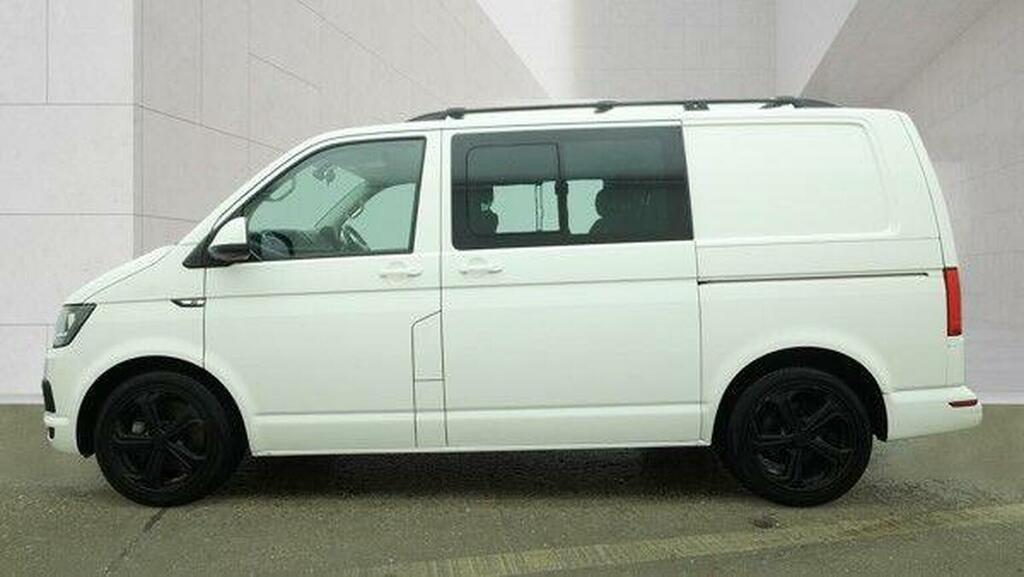 Volkswagen Transporter Combi Van 2.0 Bitdi T32 Bluemotion Tech Highline K EO68VWX White #3