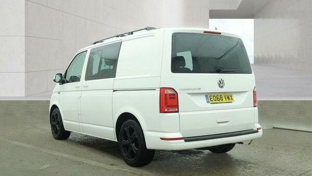 Volkswagen Transporter Combi Van 2.0 Bitdi T32 Bluemotion Tech Highline K EO68VWX White #4