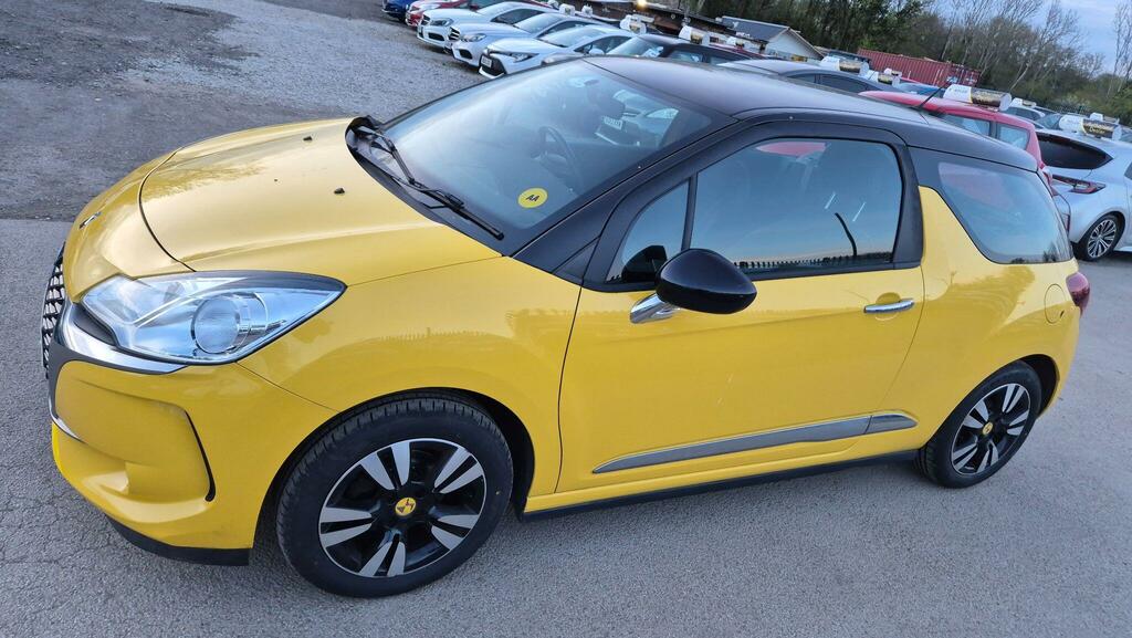 DS DS 3 1.2 Puretech Chic Euro 6 DK67YOV Yellow #6