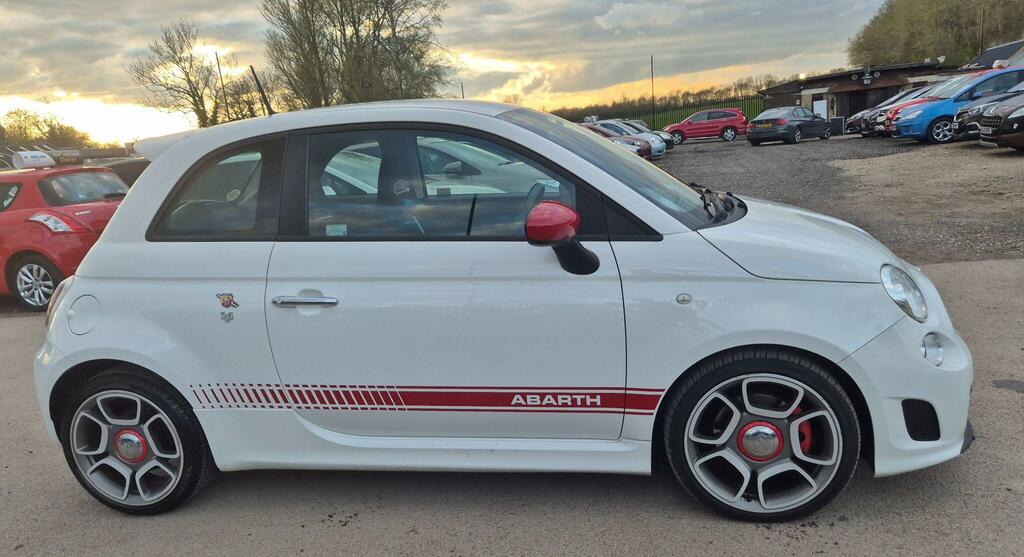 Abarth 595 1.4 T-jet Euro 6 SC07LNZ White #2