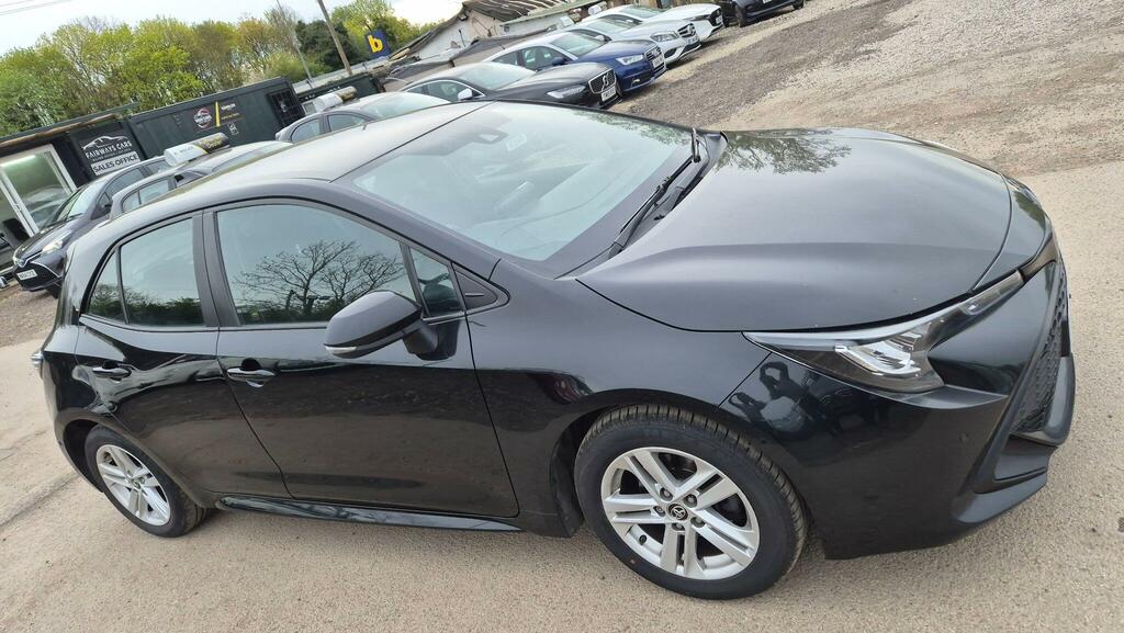 Toyota Corolla 1.2 Vvt-i Icon Tech Euro 6 Ss KV19CNG Black #3