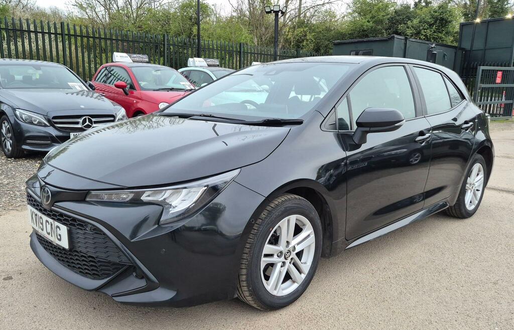 Toyota Corolla 1.2 Vvt-i Icon Tech Euro 6 Ss KV19CNG Black #2