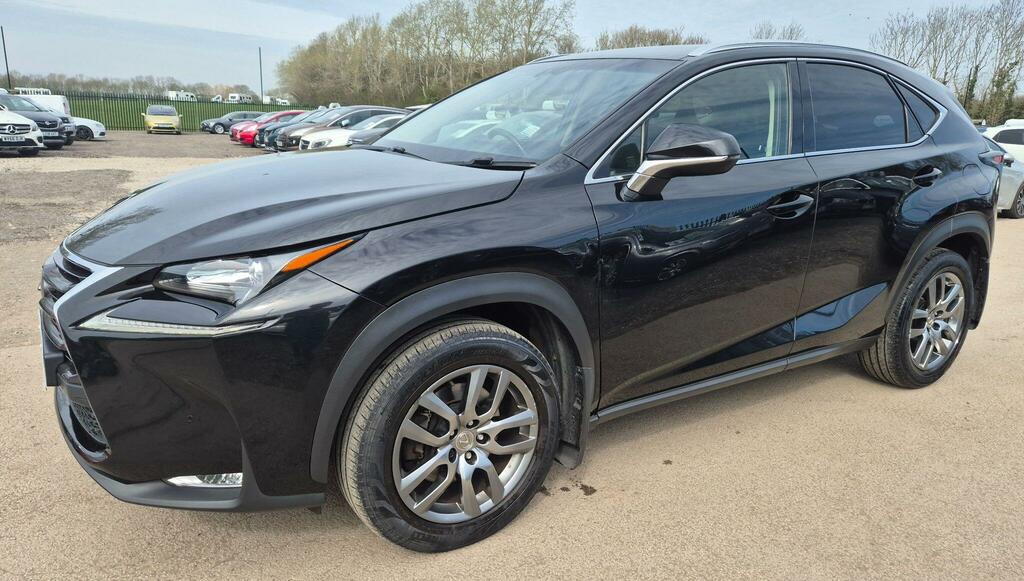Lexus NX 2.5 300H Luxury E-cvt 4Wd Euro 6 Ss Black