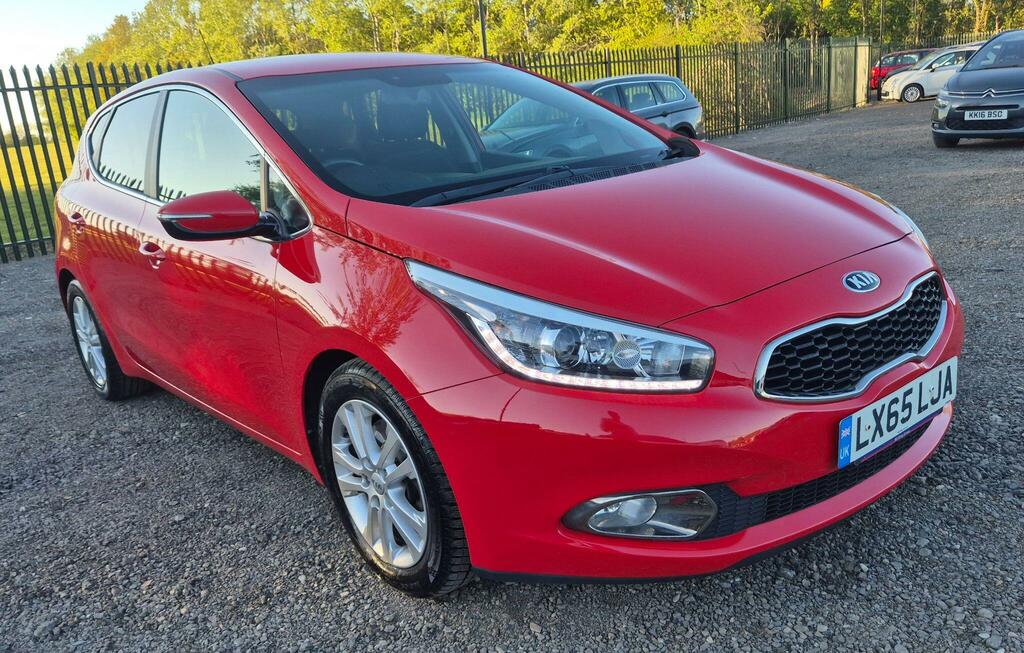 Kia Ceed 1.6 Gdi 3 Dct Euro 5 Red #3
