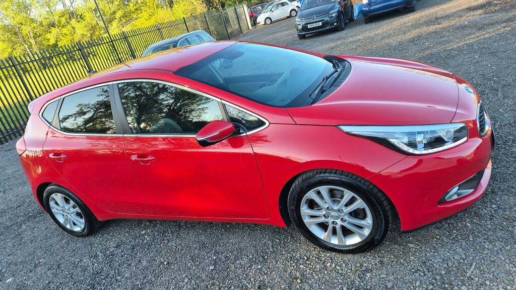 Kia Ceed 1.6 Gdi 3 Dct Euro 5 Red #4