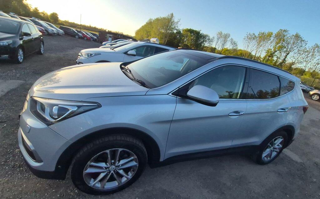 Hyundai Santa Fe 2.2 Crdi Blue Drive Premium Se 4Wd Euro 6 S EF65TZX Silver #2
