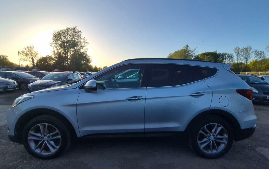 Hyundai Santa Fe 2.2 Crdi Blue Drive Premium Se 4Wd Euro 6 S EF65TZX Silver #6