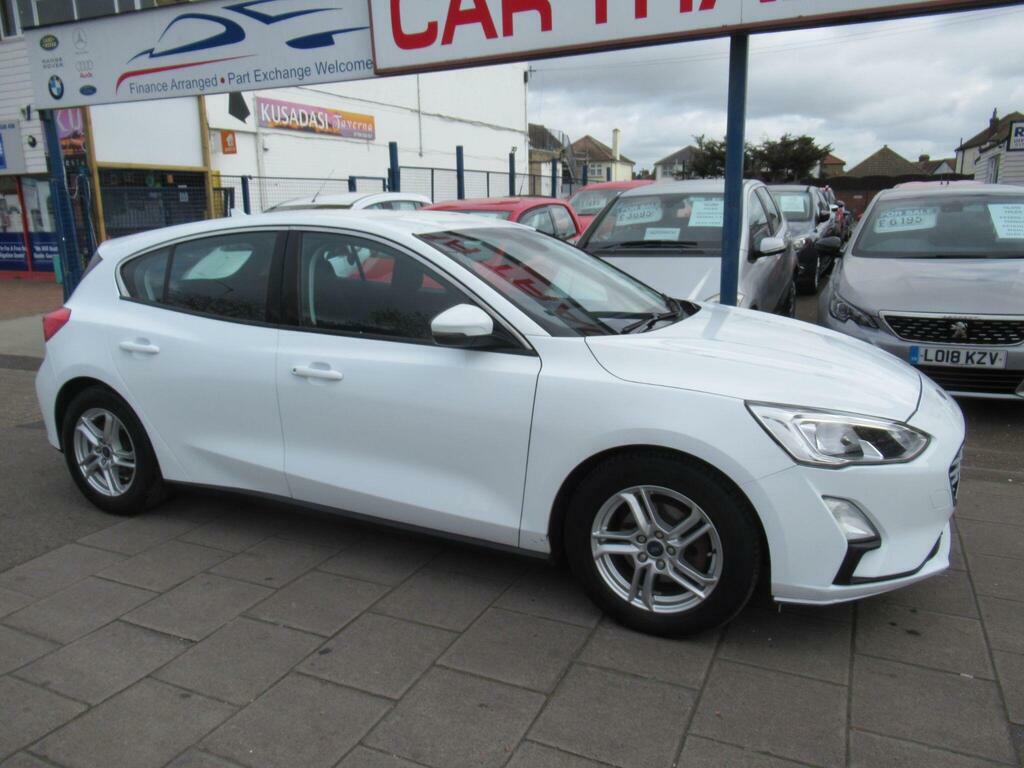 Ford Focus 1.0T Ecoboost Zetec Euro 6 S S White