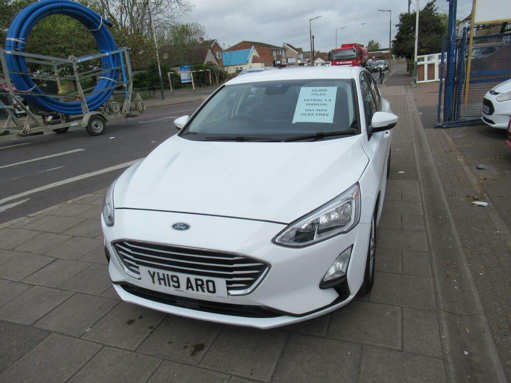 Ford Focus 1.0T Ecoboost Zetec Euro 6 S S YH19ARO White #4