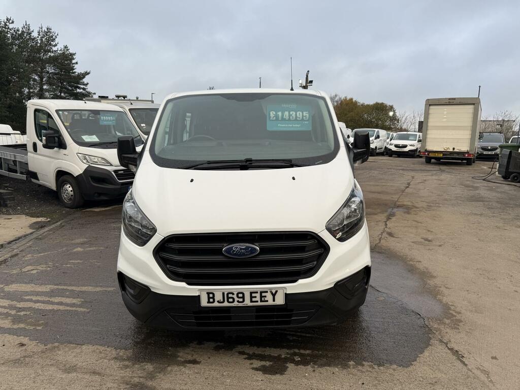 Ford Transit Custom 2.0 320 Ecoblue Crew Van Double Cab Man BJ69EEY White