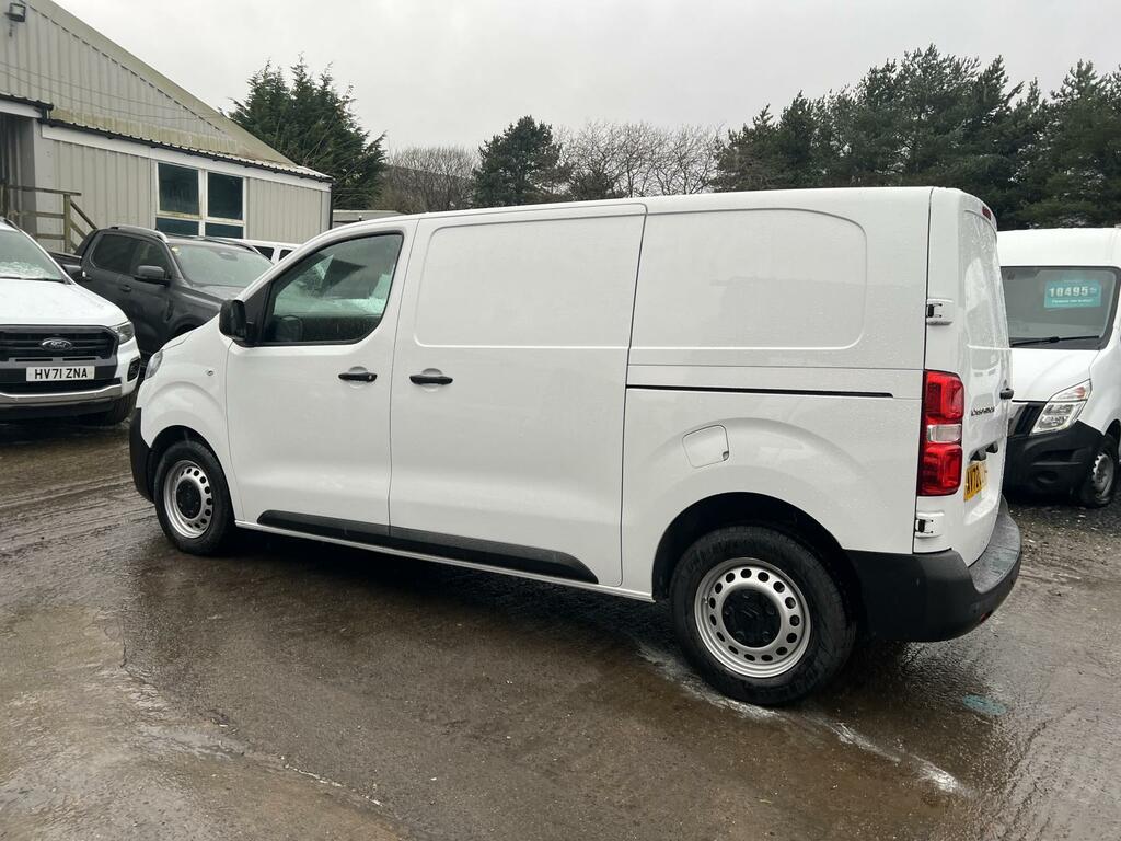 Citroen Dispatch 2.0 Bluehdi 1400 Enterprise Pro M Panel Van 6Dr Di AV72OZR White #4