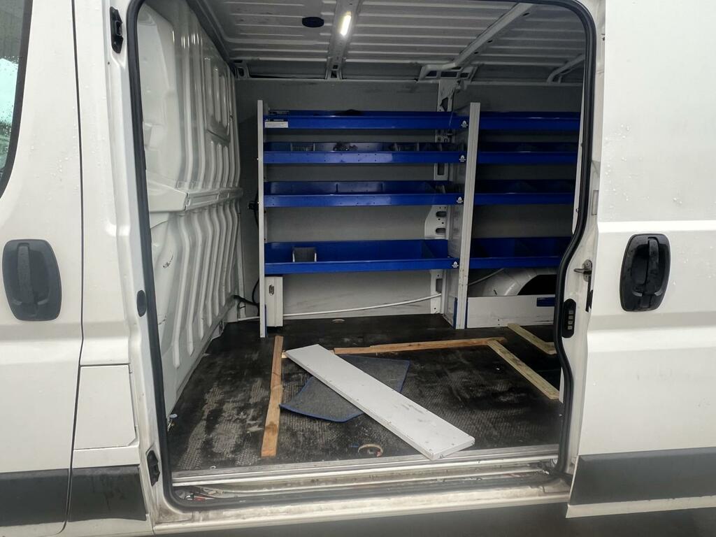 Peugeot Boxer 2.2 Bluehdi 335 S Panel Van L2 H BF70JKZ White #5