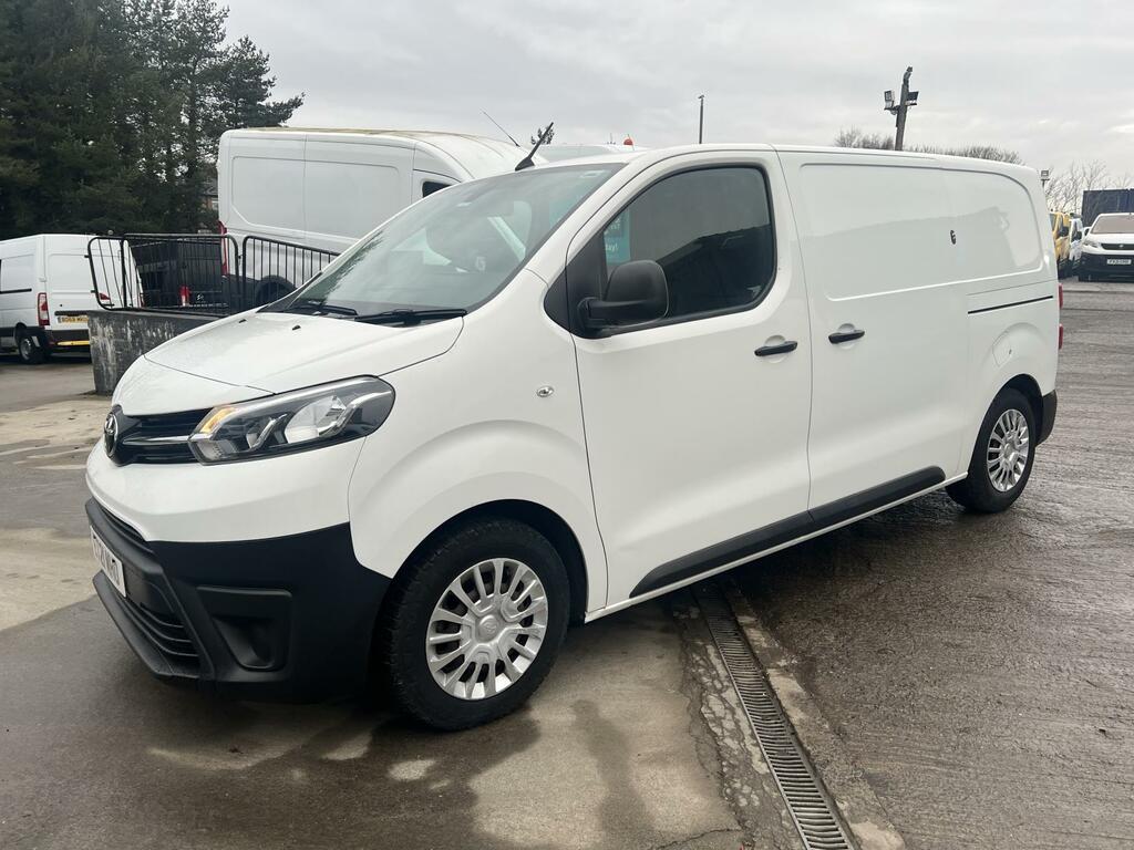 Toyota PROACE 1.5D Icon Medium Panel Van 6Dr Mwb E ET21MHO White #2