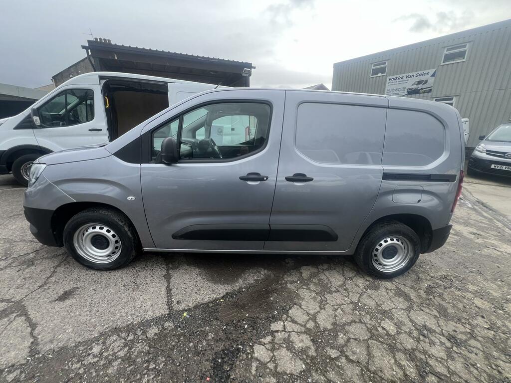 Vauxhall Combo 1.5 Turbo D 2000 Edition Panel Van Manu WV21VPJ Grey #3