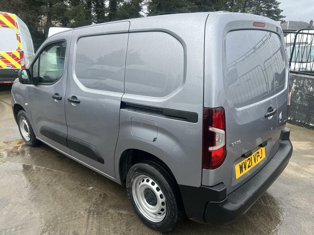Vauxhall Combo 1.5 Turbo D 2000 Edition Panel Van Manu WV21VPJ Grey #4