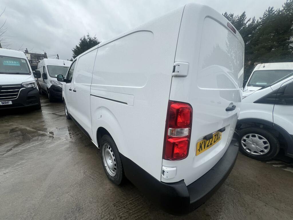 Vauxhall Vivaro 1.5 Turbo D 2900 Dynamic Panel Van 6Dr Manu KV22ZXA White #3