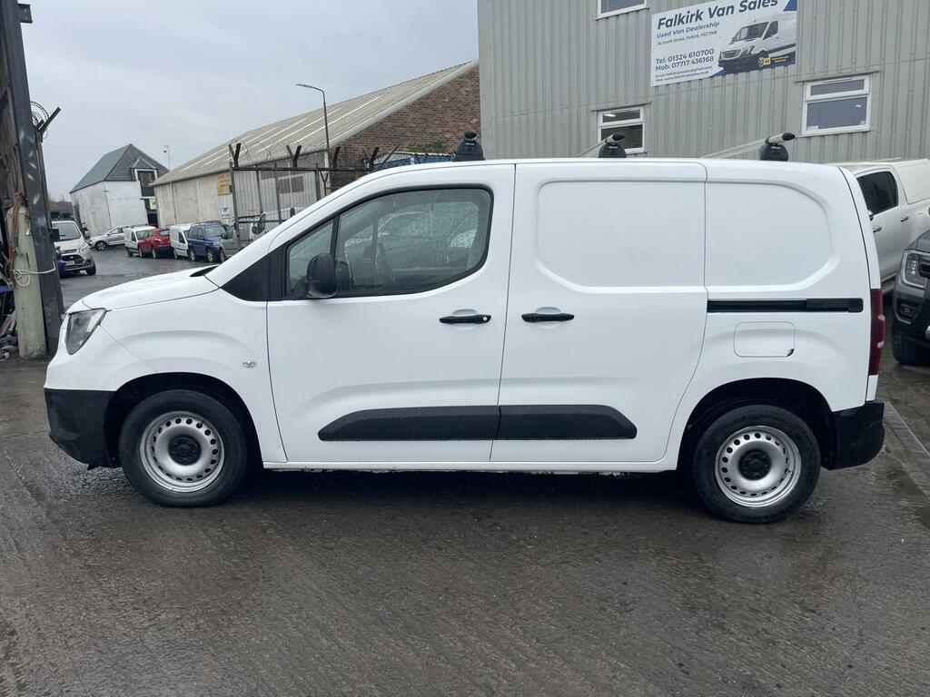 Vauxhall Combo 1.6 Turbo D 2000 Edition Panel Van Manu FD19YXF White #5