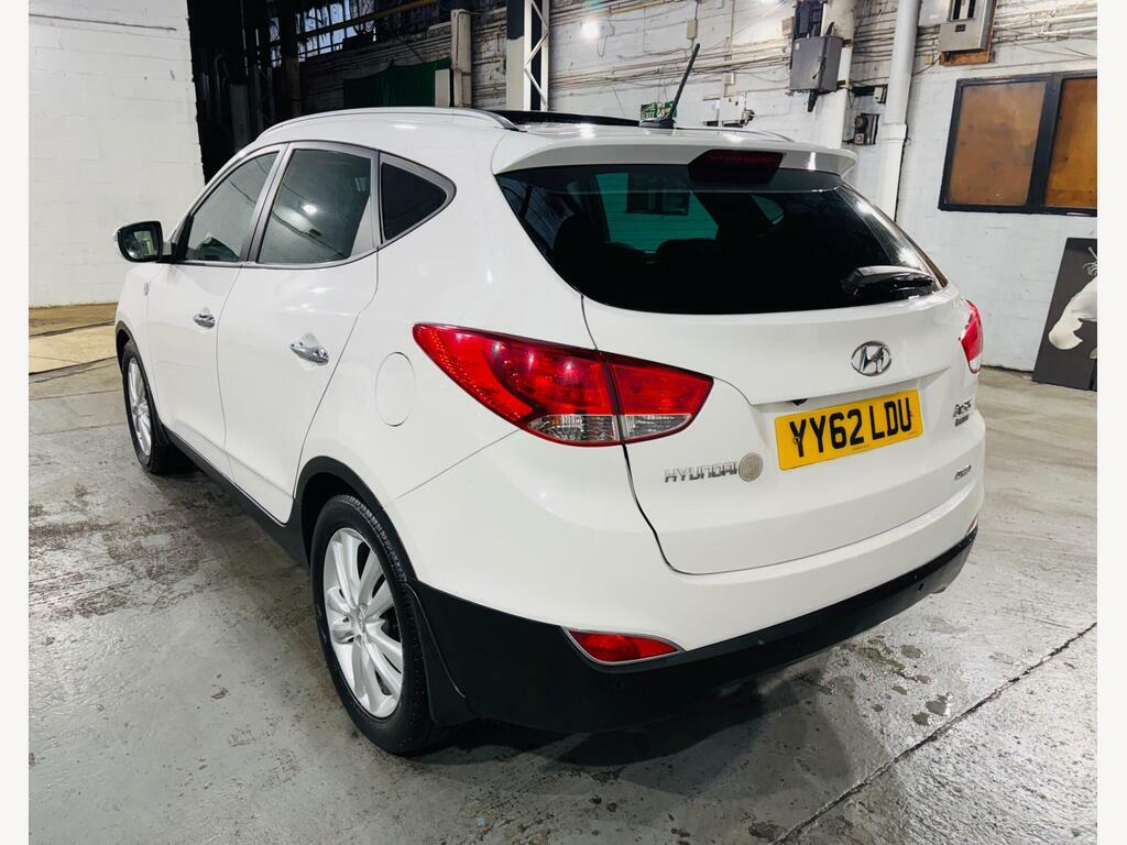 Hyundai Ix35 2.0 Crdi Premium 4Wd Euro 5 White #6