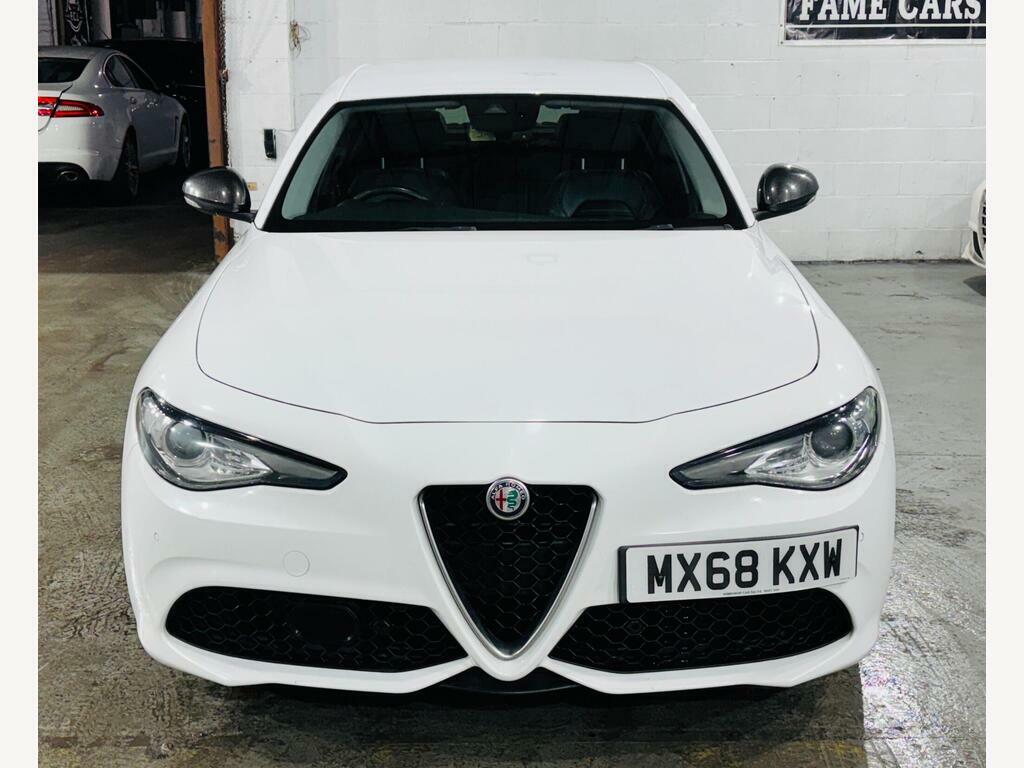 Alfa Romeo Giulia 2.2 Td Speciale Euro 6 S S MX68KXW White #2