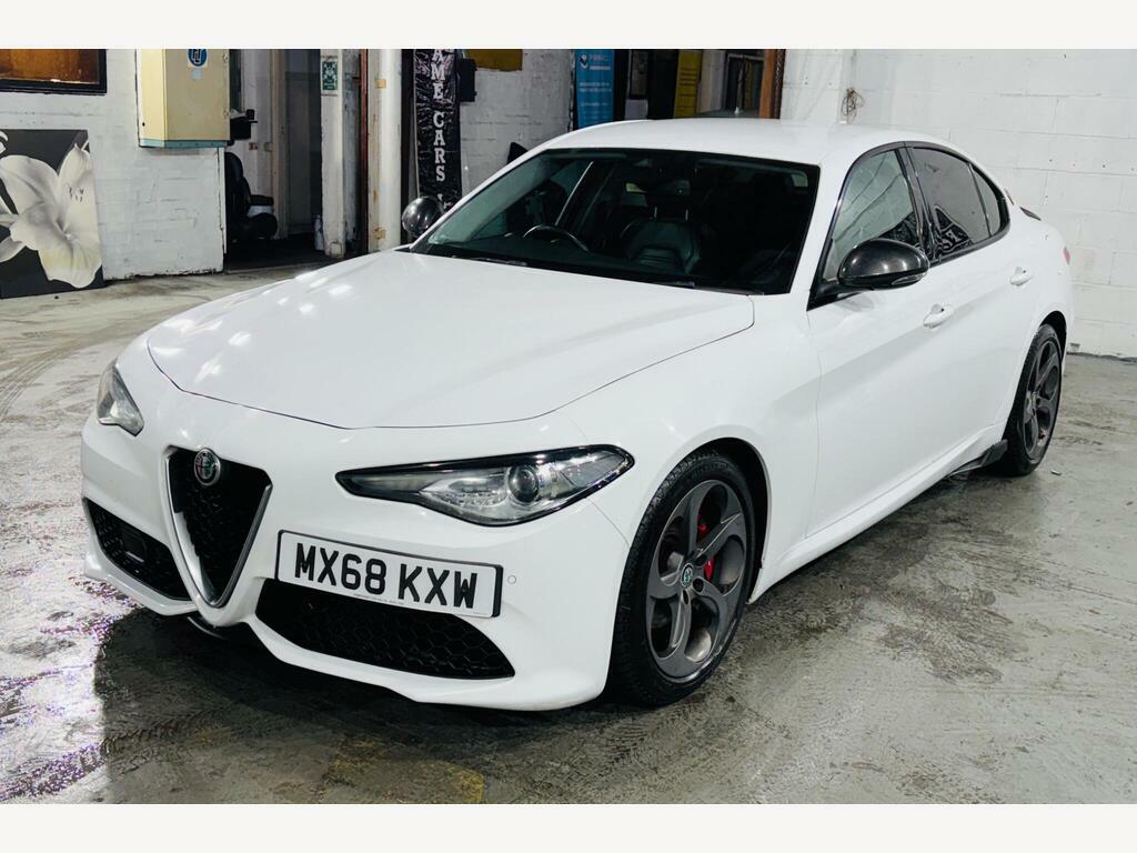 Alfa Romeo Giulia 2.2 Td Speciale Euro 6 S S MX68KXW White #3