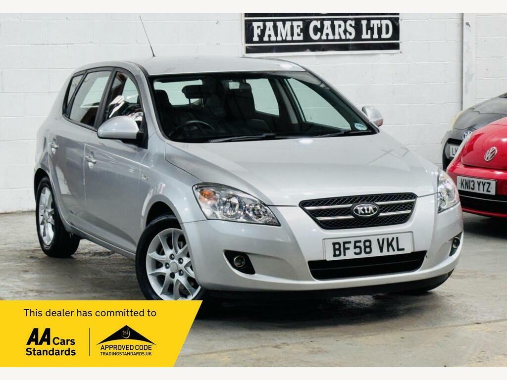 Kia Ceed Hatchback 1.6 Sr7 200858 Black #1